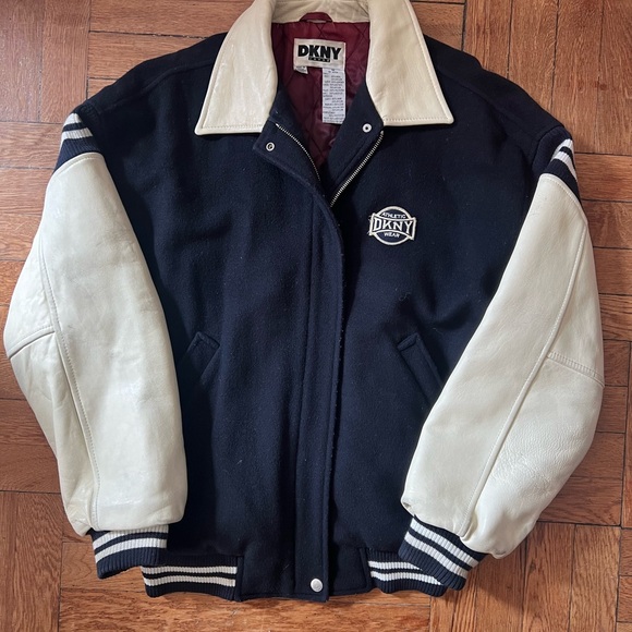 ❌SOLD❌DKNY VTG VINTAGE Bomber Coat Jacket - Picture 2 of 6